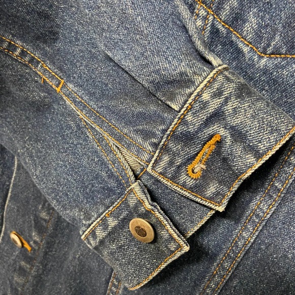 Circe Denim Jacket Riviera Hotel Casino Resort (Closed 2015) Collectors Item XL - Picture 9 of 11